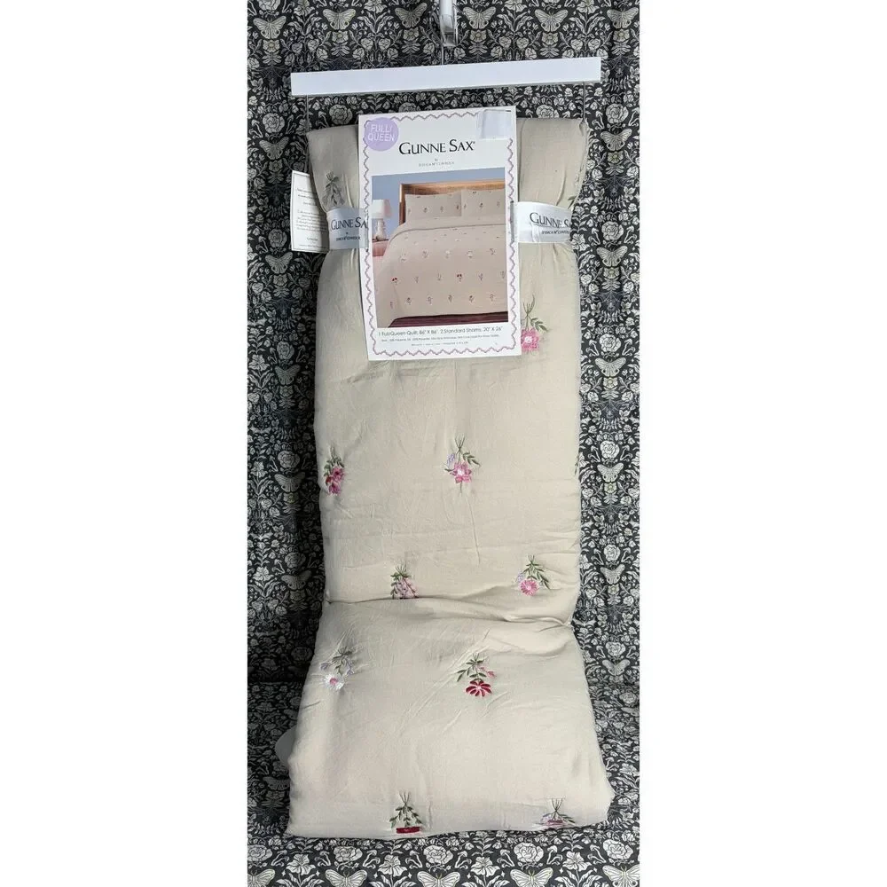 Gunne Sax by Jessica McClintock Full/Queen Quilt Set Floral Embroidered